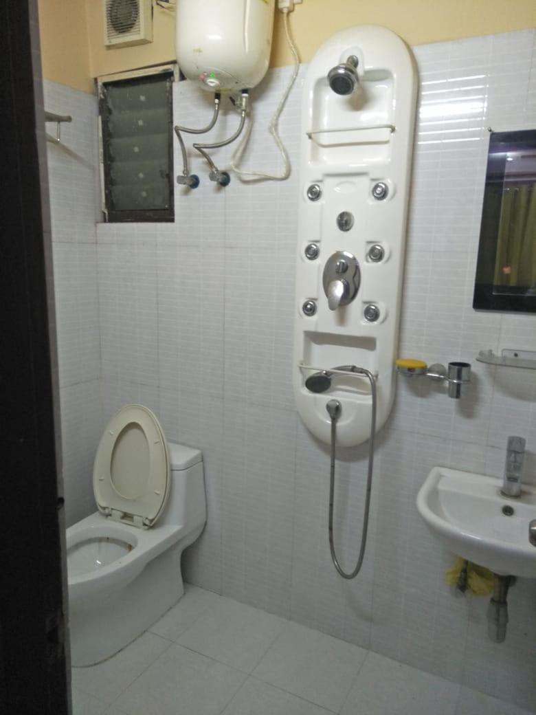 Lovely Couple Friendly Guest House Calcutta Exterior foto
